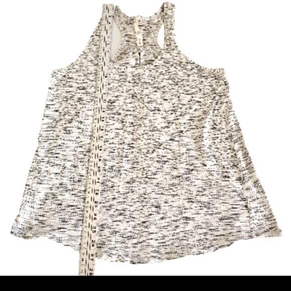 Lululemon Heathered Gray Workout Yoga Gym Essential Pleated Back Tank Top Sz 10 - Picture 8 of 10